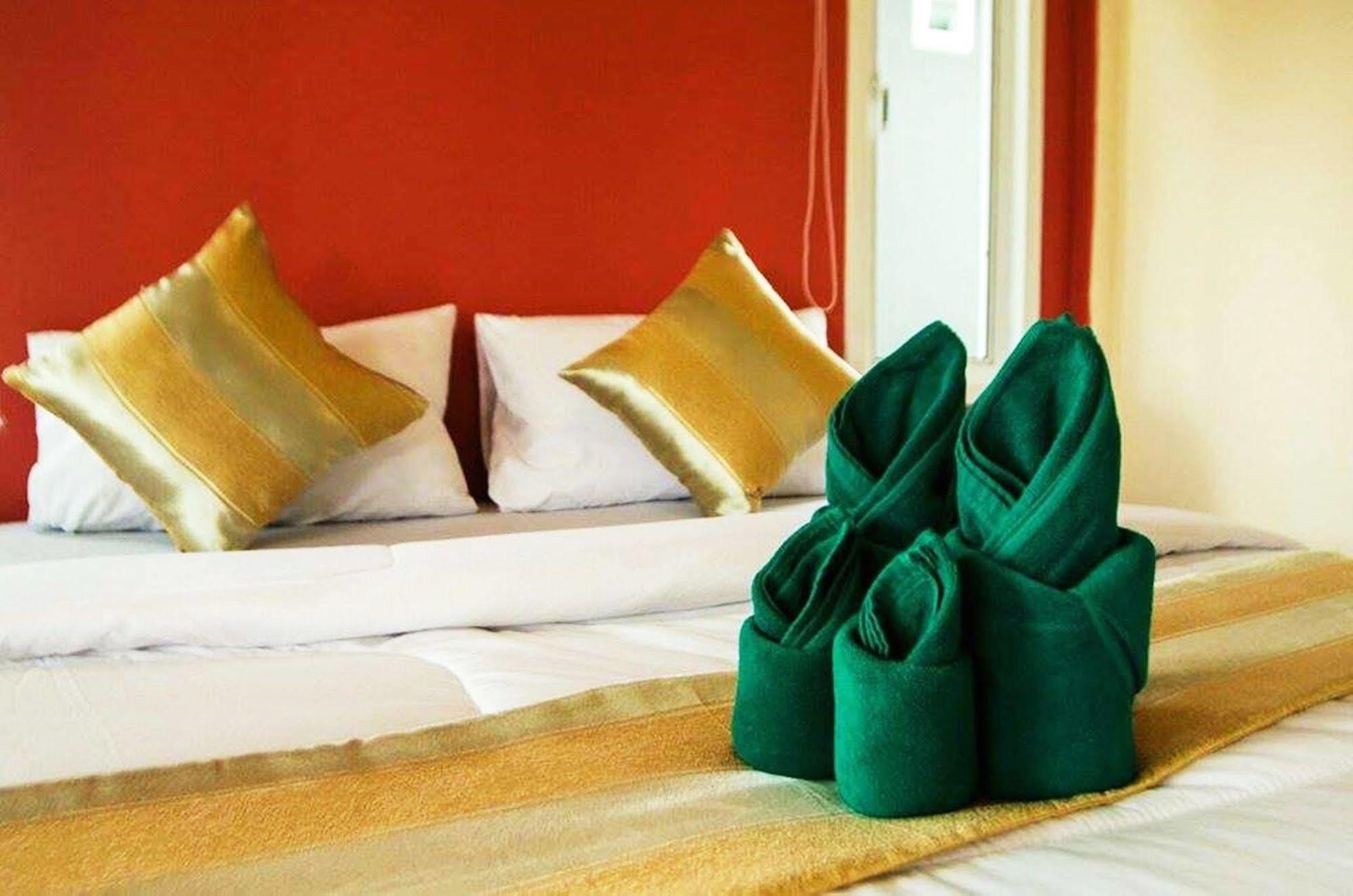 Popular Lanta Resort Ko Lanta Extérieur photo